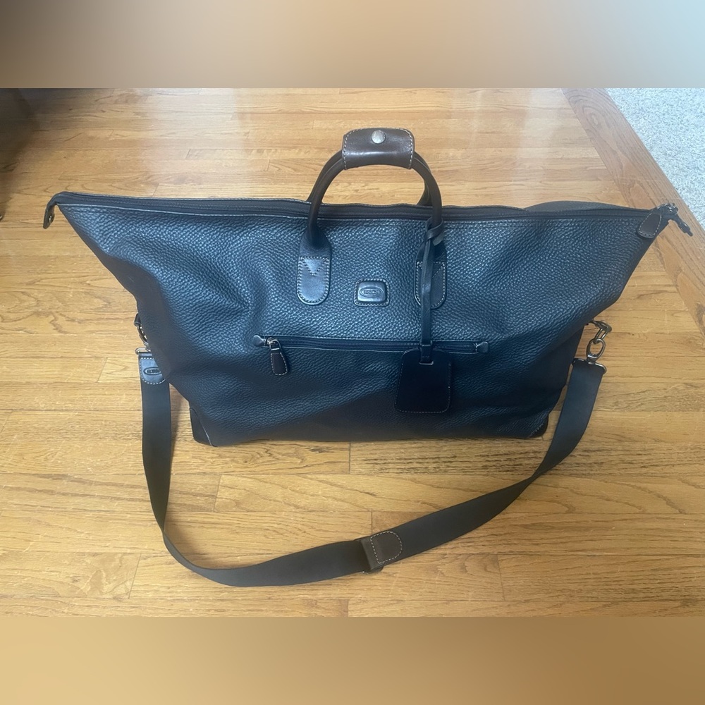Brics Black Leather Bag